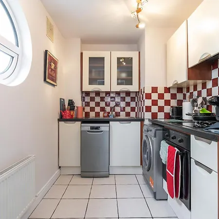 Apartment Holywell Rise *