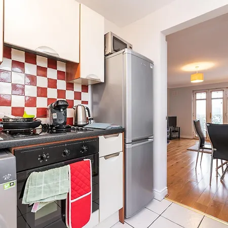 Apartment Holywell Rise Swords